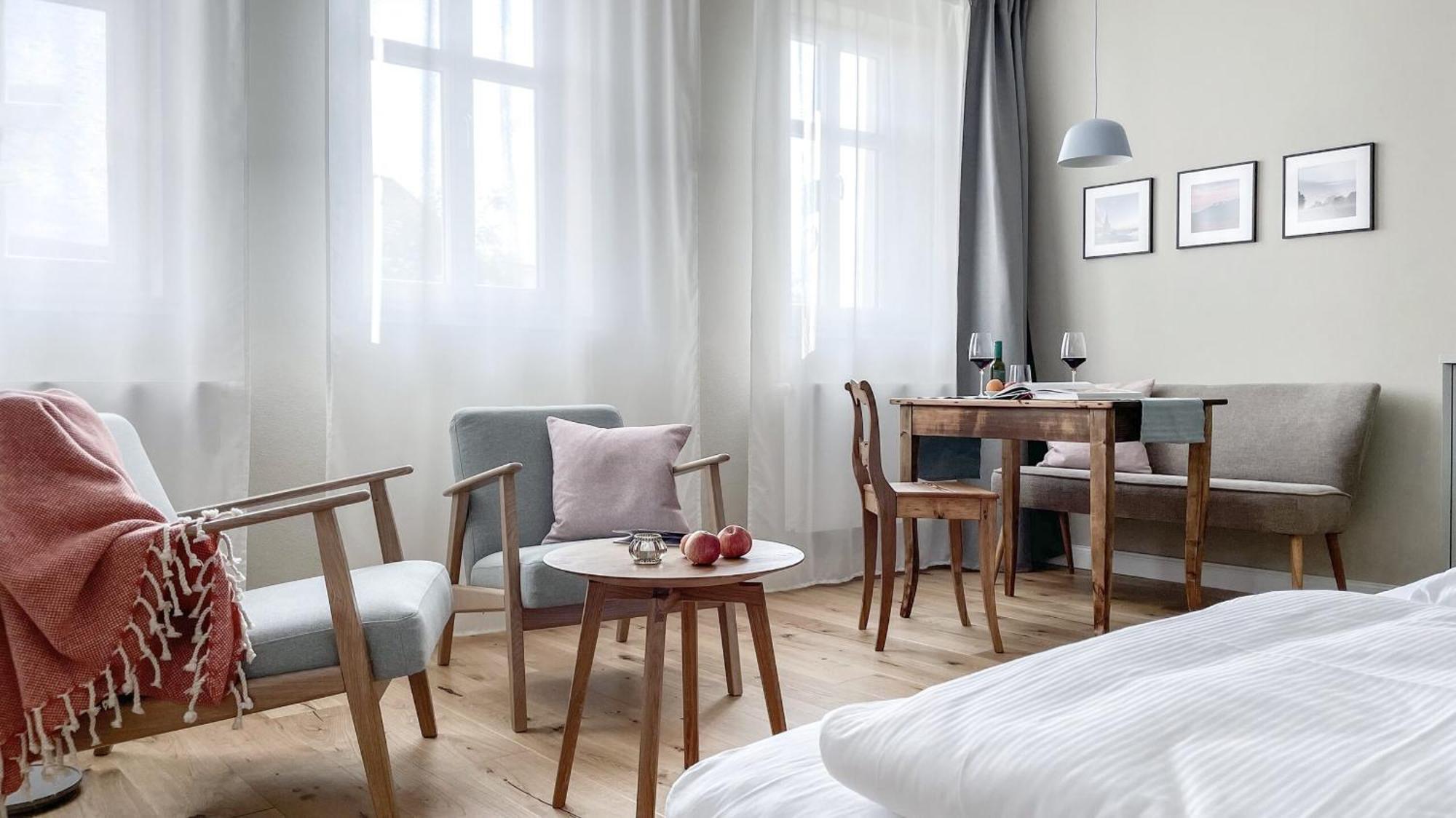 נאומבורג Apartments Am Dom מראה חיצוני תמונה